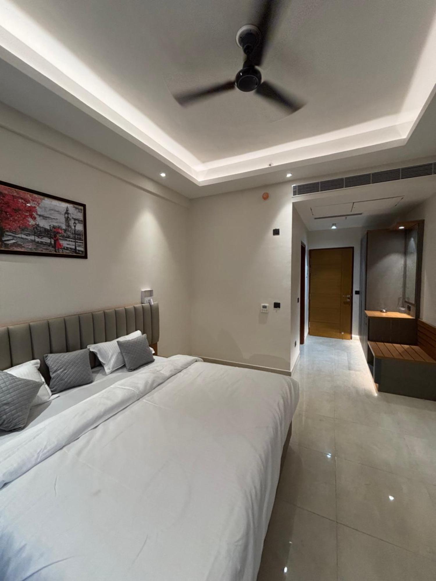 Hotel The Ghar à Lucknow Extérieur photo